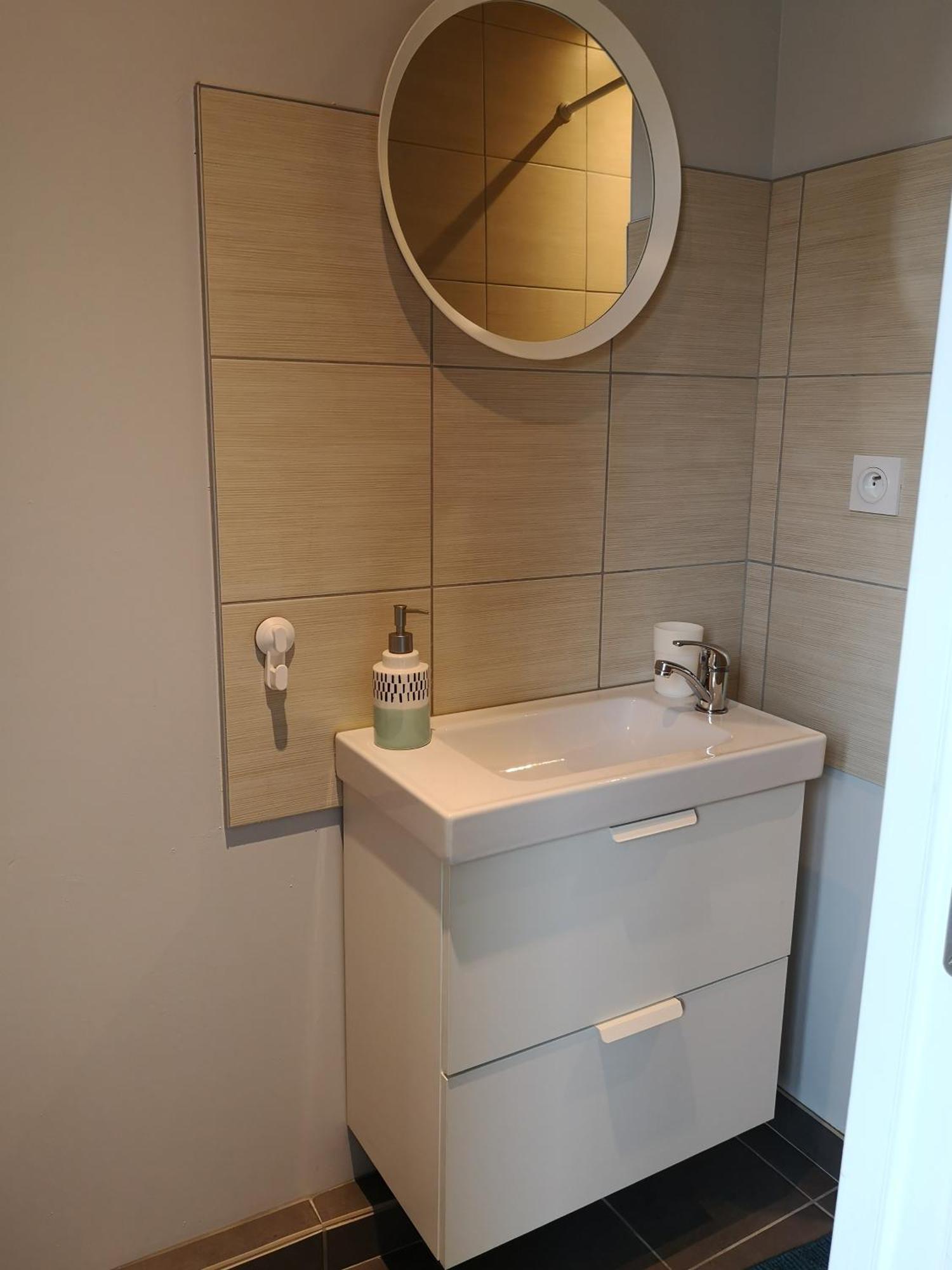 Immeuble La Doa - Proches Hôpital Nord Appartement *